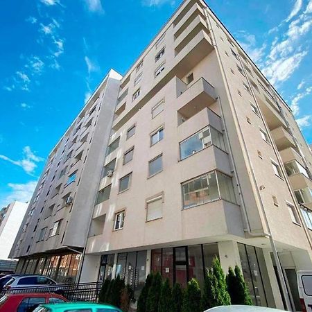1-Bedroom Apartment Fushe Kosove Kosovo Polje Exterior foto