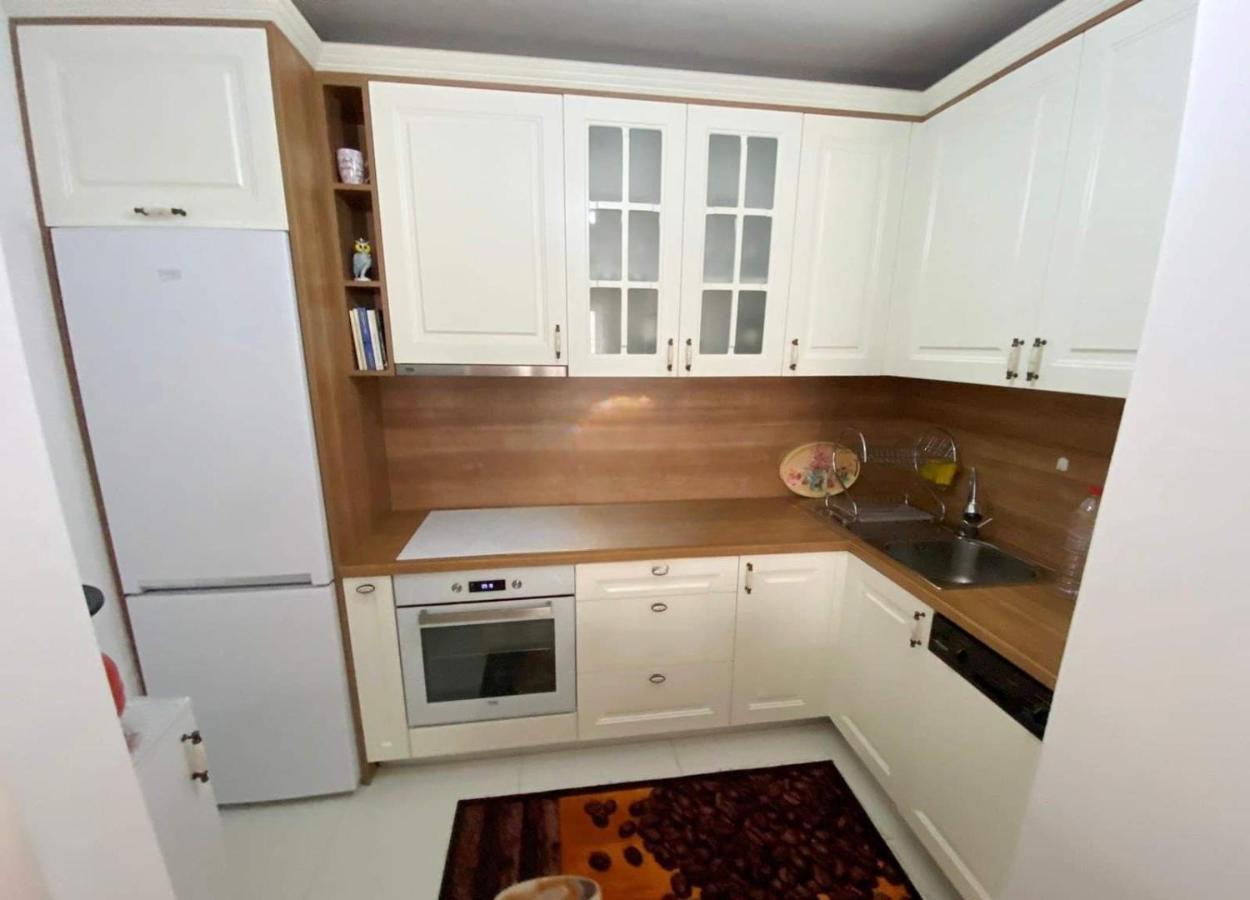 1-Bedroom Apartment Fushe Kosove Kosovo Polje Exterior foto